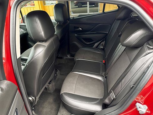 Used 2022 Buick Encore Preferred w/ Safety Package image 12