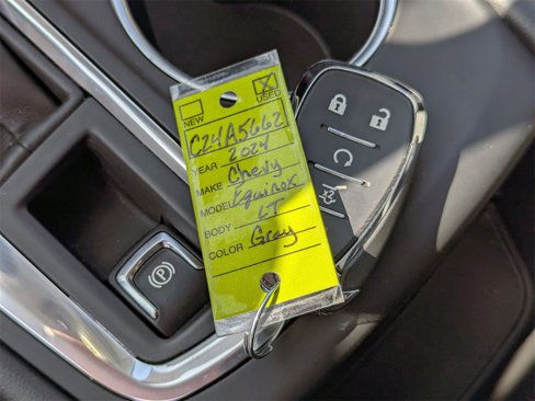 Used 2024 Chevrolet Equinox LT image 19