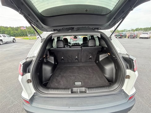 Used 2021 Jeep Cherokee Latitude Plus image 29