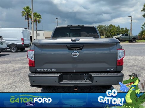 Used 2020 Nissan Titan SV w/ Accessory Utility Package image 6