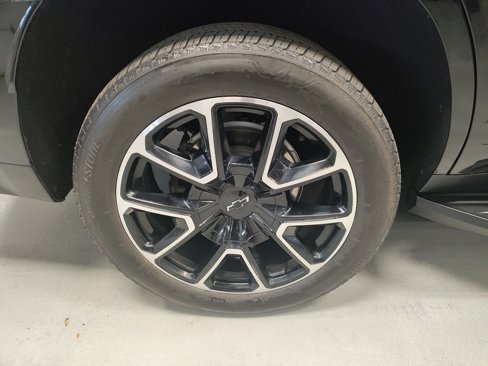 Certified 2023 Chevrolet Tahoe RST w/ Luxury Package image 3