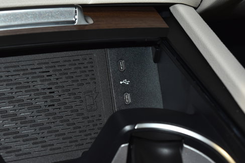 New 2026 Mercedes-Benz GLS 450 4MATIC image 13