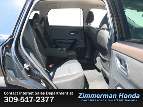 Used 2021 Nissan Rogue SV image 8