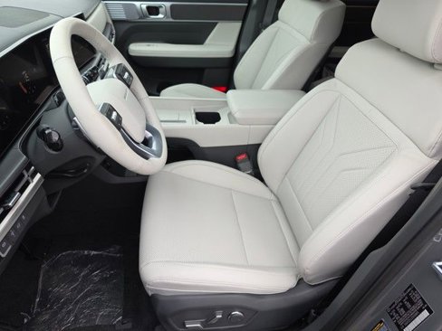 Certified 2025 Hyundai Santa Fe SEL image 27