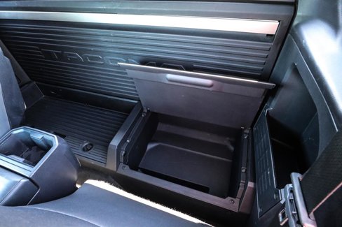 Used 2024 Toyota Tacoma SR image 38