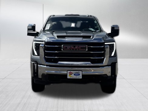 Used 2024 GMC Sierra 2500 SLT w/ SLT Premium Package image 2
