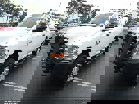 Used 2012 RAM 2500 ST w/ Popular Equipment Group image 3