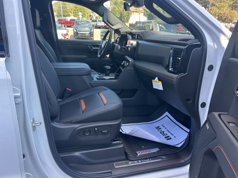 New 2026 GMC Sierra 1500 AT4 w/ AT4 Premium Package image 9