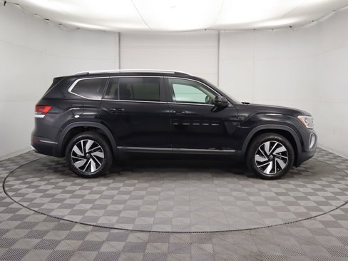 New 2026 Volkswagen Atlas SEL image 5