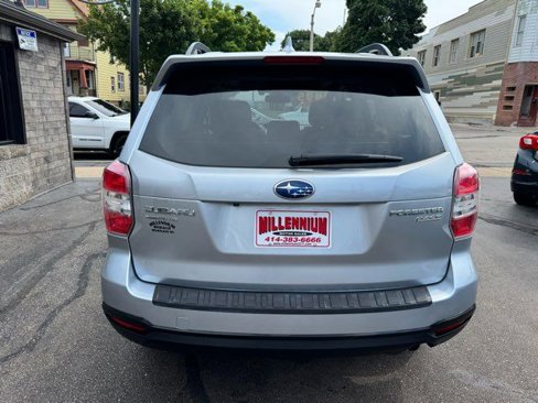Used 2016 Subaru Forester 2.5i Touring w/ Eyesight & Navigation System image 5