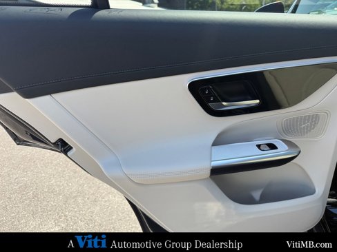 Certified 2024 Mercedes-Benz GLC 300 4MATIC image 20