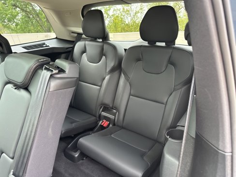 Certified 2025 Volvo XC90 B5 Core image 13