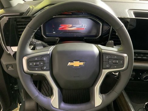 New 2025 Chevrolet Silverado 1500 LT image 17
