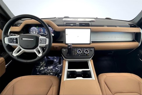 New 2025 Land Rover Defender 130 X-Dynamic SE image 5