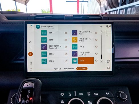 New 2025 Land Rover Defender 110 X image 19