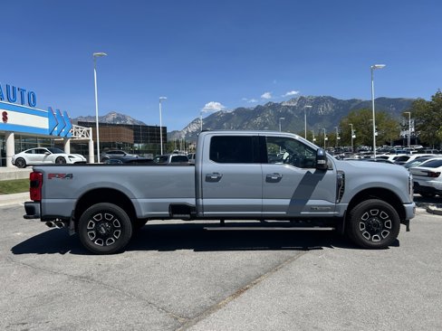Used 2024 Ford F250 Platinum image 2