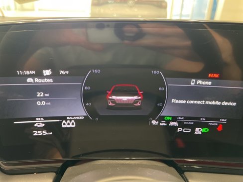 New 2025 Audi A6 e-tron Premium Plus image 28
