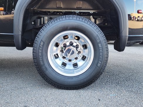 New 2025 GMC Sierra 3500 Denali w/ Denali Reserve Package image 43