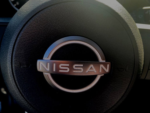 Used 2023 Nissan Rogue S image 10