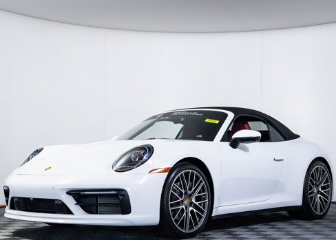 Used 2023 Porsche 911 Carrera image 2