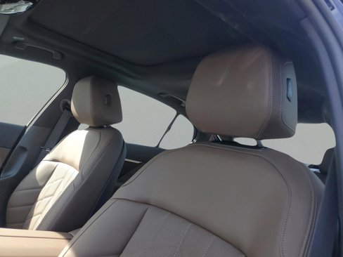 Used 2025 BMW i5 M60 w/ Premium Package image 17