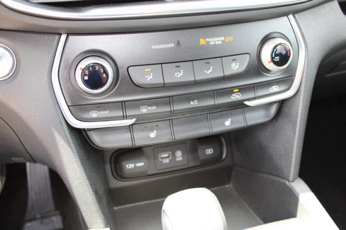 Used 2019 Hyundai Santa Fe SEL w/ Cargo Package image 17