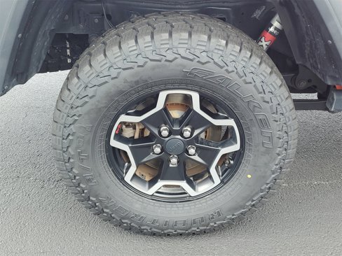 Used 2020 Jeep Gladiator Rubicon w/ Dual Top Group image 5