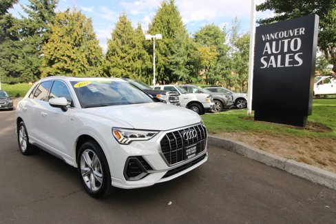 Used 2022 Audi Q3 2.0T Premium Plus image 2