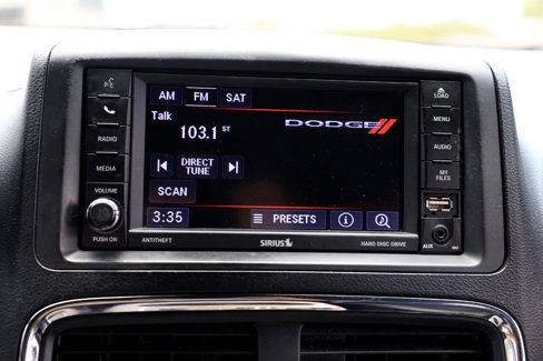 Used 2020 Dodge Grand Caravan SXT image 34