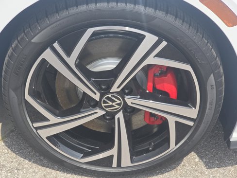 New 2025 Volkswagen GTI SE image 16