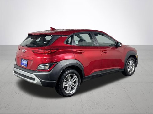 Used 2023 Hyundai Kona SE image 6