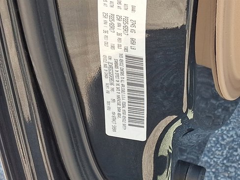 Used 2016 Dodge Grand Caravan SXT image 25