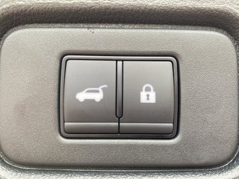 New 2025 Nissan Pathfinder Platinum w/ Cargo Package image 32