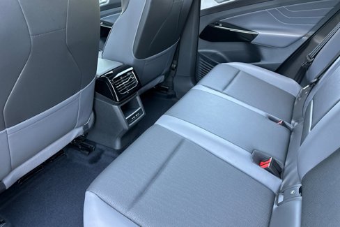 New 2025 Volkswagen ID.4 Pro S Plus image 11