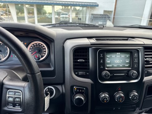 Used 2016 RAM 1500 Express image 17