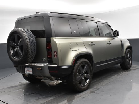 Used 2023 Land Rover Defender 110 X-Dynamic SE image 21