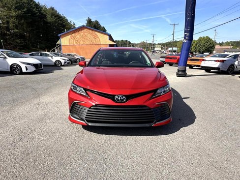 Used 2023 Toyota Camry LE image 4