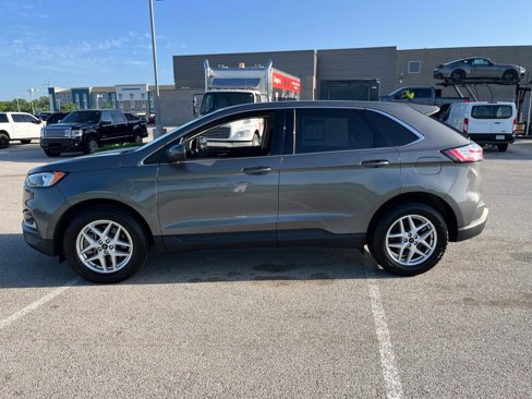 Used 2024 Ford Edge SEL image 46
