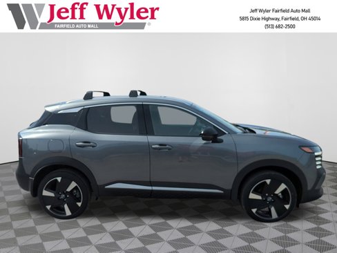 New 2026 Nissan Kicks SR image 1