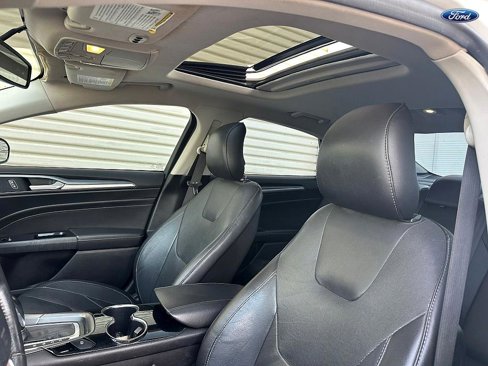 Used 2014 Ford Fusion Titanium image 21