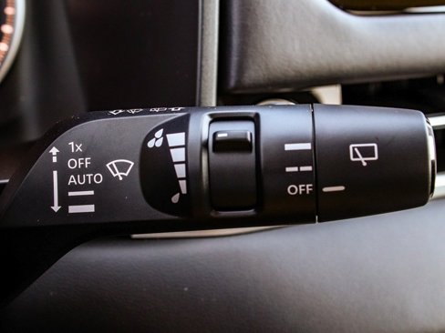 New 2025 Mitsubishi Outlander SE image 29