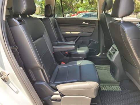 Used 2021 Volkswagen Atlas SE image 23