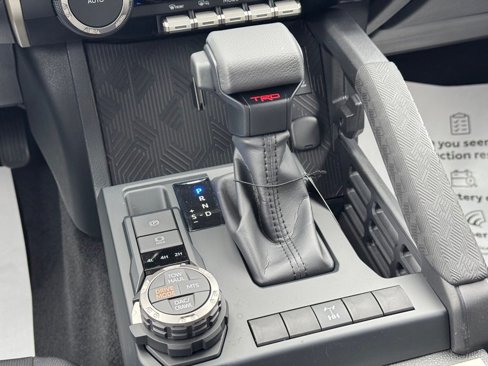 New 2025 Toyota Tacoma TRD Off-Road image 19