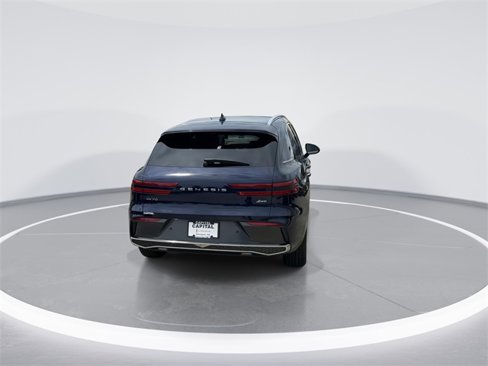 Used 2026 Genesis GV70 2.5T image 6