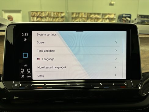 New 2026 Volkswagen Atlas SE image 25
