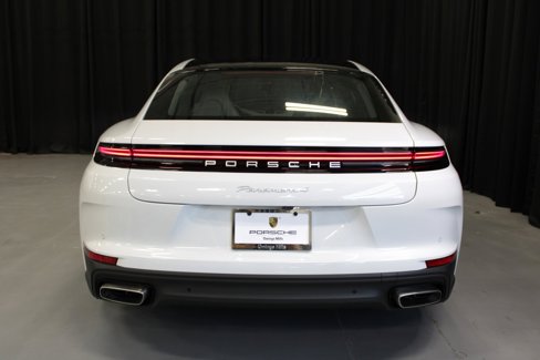 New 2025 Porsche Panamera 4 image 6