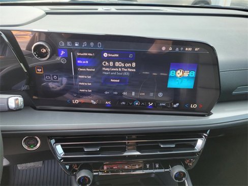 New 2026 Chevrolet Traverse LT w/ Midnight/Sport Edition image 13