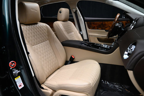 Used 2019 Jaguar XJ L Portfolio image 10