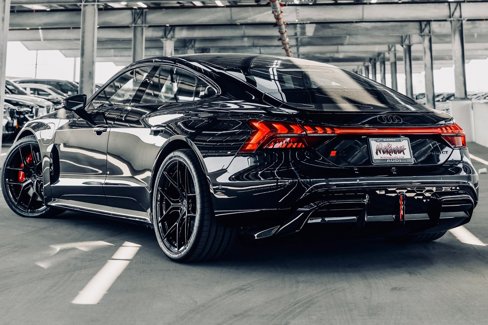 New 2025 Audi RS e-tron GT performance image 10