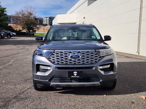 Used 2021 Ford Explorer Platinum w/ Equipment Group 601A image 2